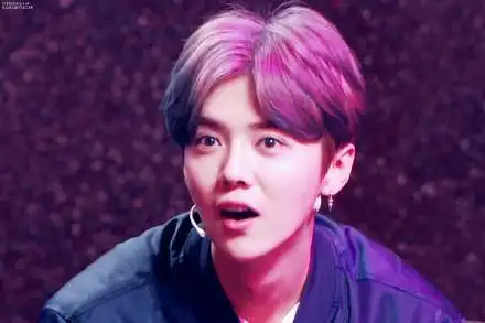 哪种发型比较适合鹿晗