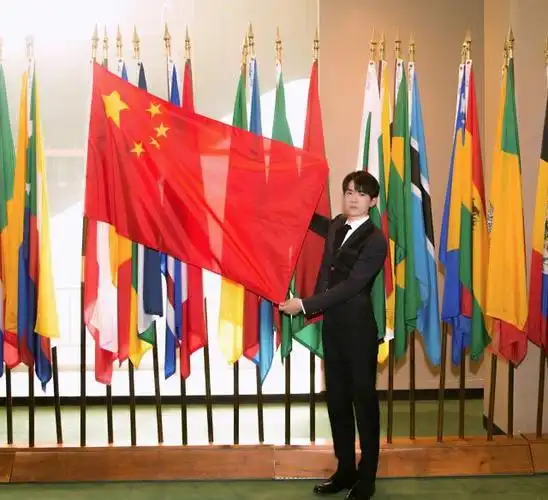 易烊千玺热衷公益:很多事不是有意义才做,而是做了才变得有意义