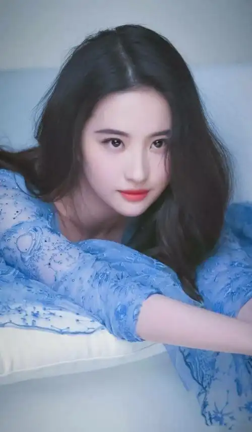 怎样把刘亦菲的仙气p成凡人? - 知乎