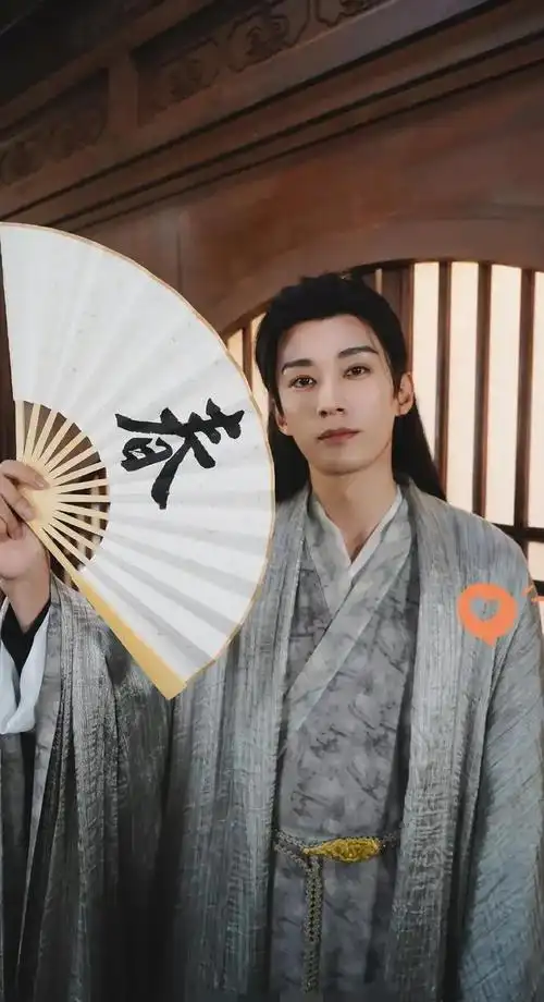 尤其是无心,我的天,顶着一个光头都是颜值惊艳,逆天,《长风渡》中里面