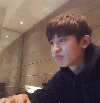 屿灿朴灿烈chanyeol这个撇嘴好萌(`)