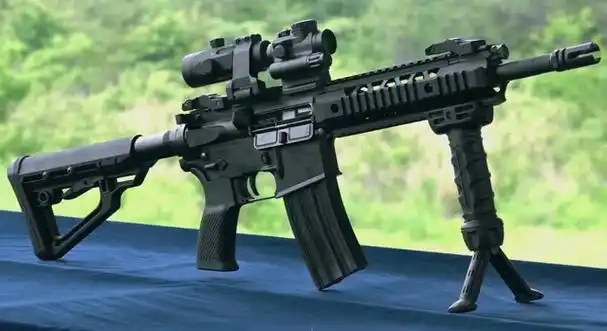 枪械作为现代战争的主要武器装备,一直受到各个国家的高度重视.