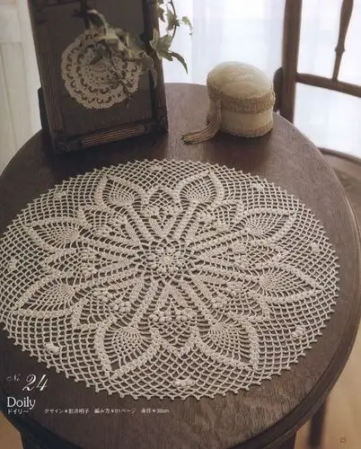 钩针圆形菠萝花桌布