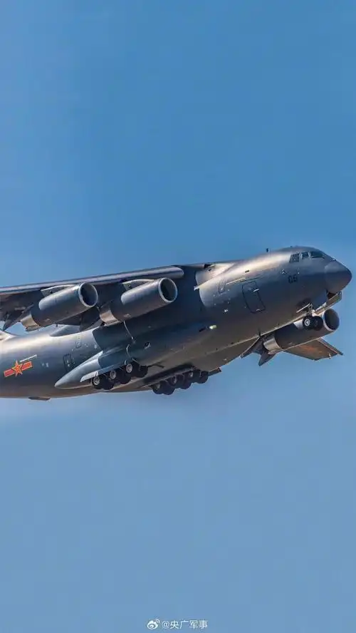 2016年的今天,国产大型运输机运-20正式列装,成为人民空军的一员.