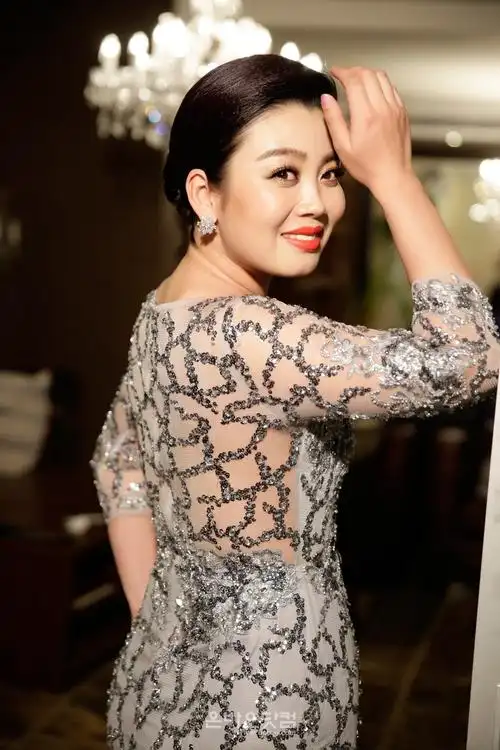 北朝鲜歌手,金松美