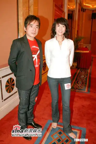 图文:《翡翠歌星贺台庆》记者会--吕方 郑裕玲