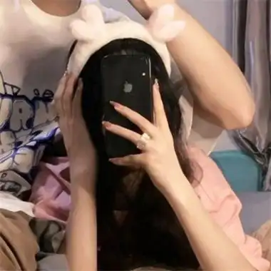 情侣比心手势情侣头像图片大全