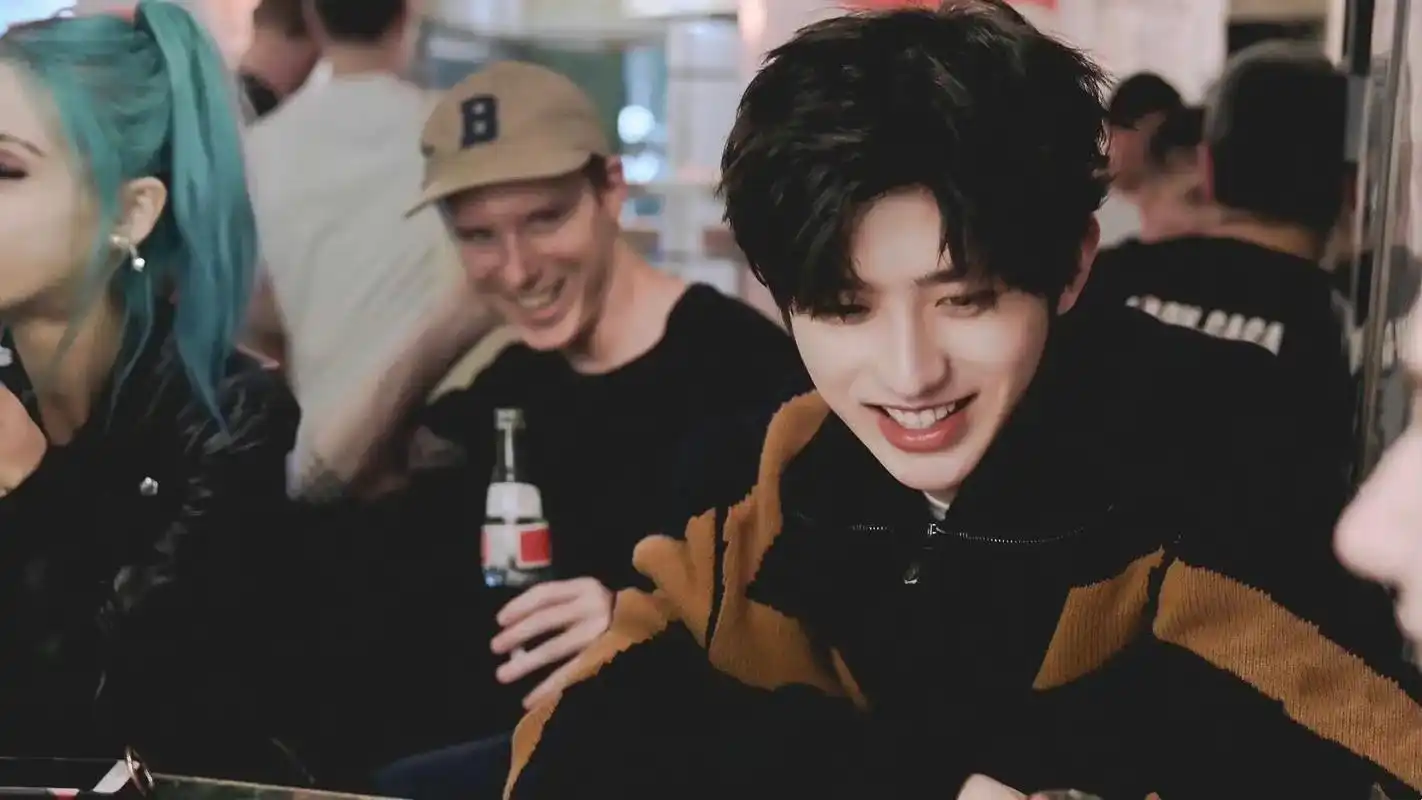 创作灵感 #蔡徐坤 #蔡徐坤壁纸分享  - 抖音