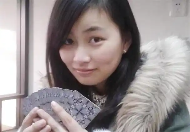 回顾:17年32岁北大才女唐晓琳,从金门大桥一跃而下揭露惊人内幕