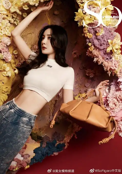 杨幂最新繁花大片释出 s形好身材与吸睛红唇性感十足