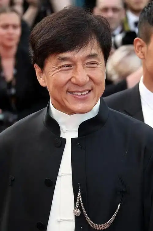 成龙jackie chan的图片