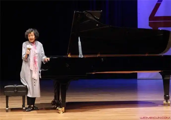 巫漪丽的代表作有绣金匾,松花江上,百鸟朝凤,梁祝等等.