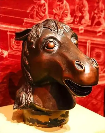 圆明园"马首"被赌王捐给祖国后,专家拍了x光,有了意外