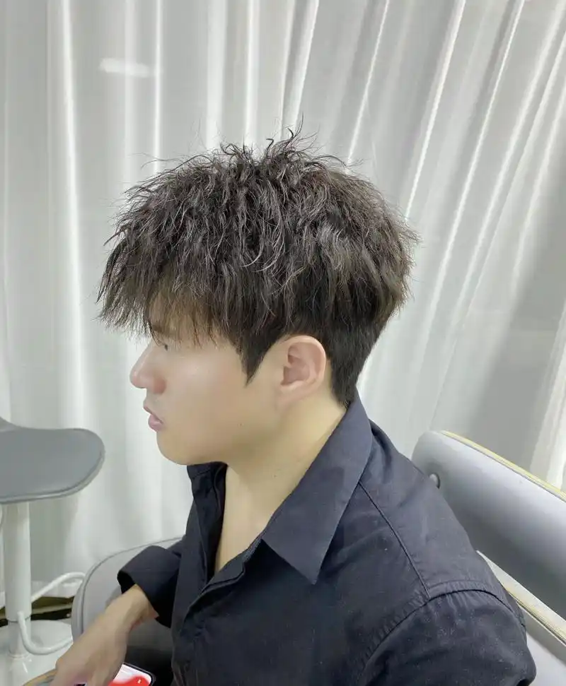 适合各种脸型男士摩根烫,更适合细软塌发质 7315