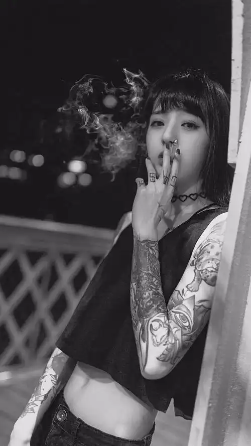 抖音最近超火的渣男壁纸波多野结三