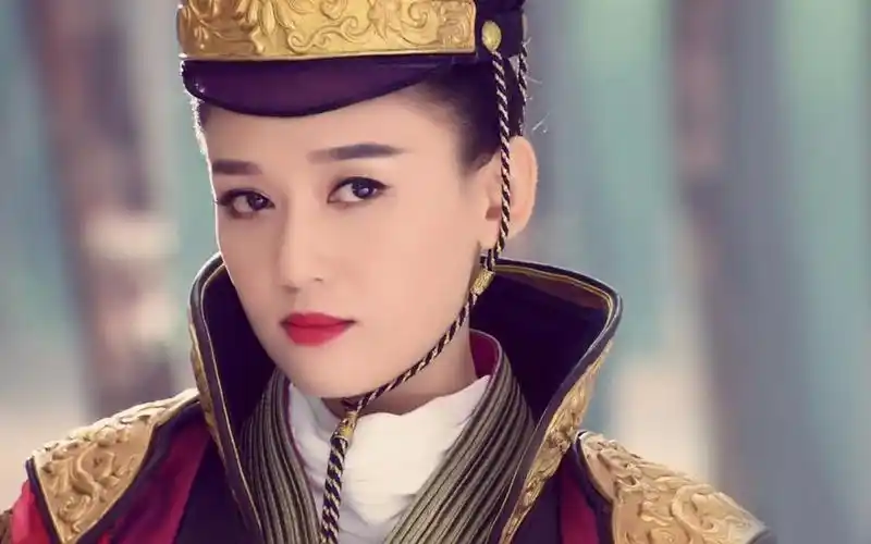 笑傲江湖东方不败陈乔恩永远的教主