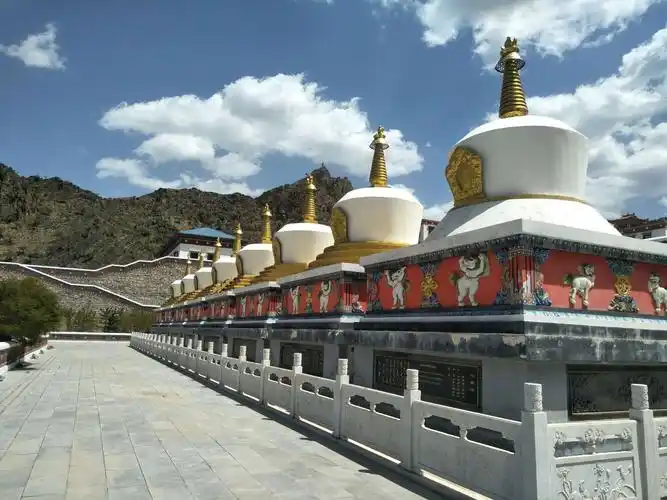 游阿拉善左旗北寺