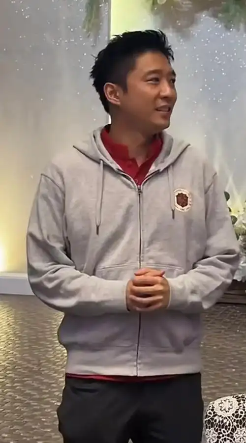 霍启山香港钻石王老五40岁仍单身到底哪个女孩会如此幸运