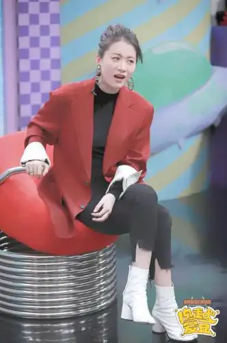 能上《蒙面唱将》是靠老公? 李嘉格霸气回怼