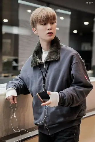 (图/fantasticbaby丨范丞丞 文/ryomania)下载「爱豆app」 了解偶像的