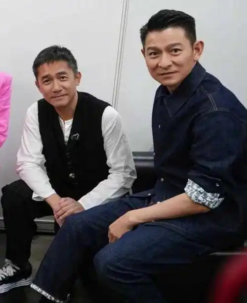 我才明白"科技脸"和"自然脸"差距有多大|娱乐圈|刘德华|苗侨伟|郑少秋