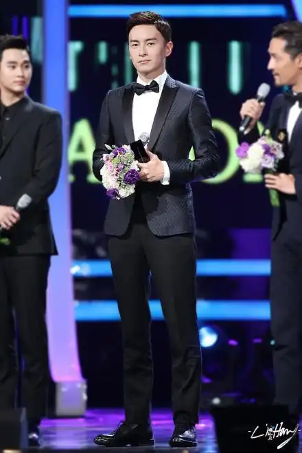 盘点那些身高187cm的超级大长腿男星