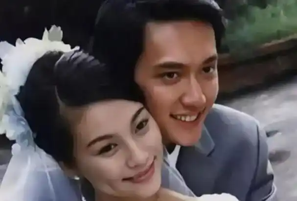 3年过去再看赵丽颖和冯绍峰的现状原来一切早就有据可依