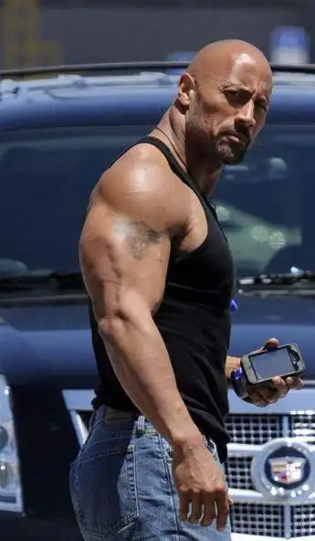 肌肉再强悍,也别和nba球星合影 因为你看了照片会想哭