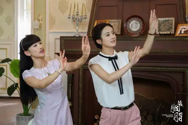 陶昕然赵丽颖实力发糖预警开虐