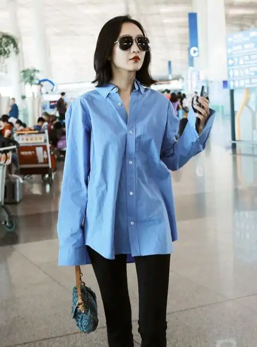 蓝色上衣最忌讳的搭配(蓝色最佳配色表)