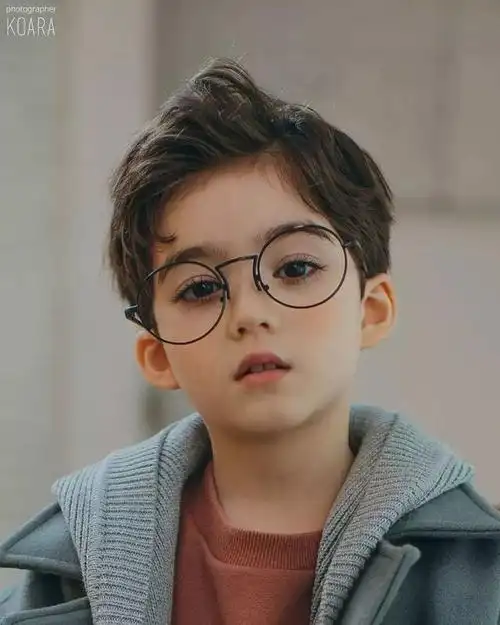 这个5岁混血男孩让16万人疯狂:长大还得了!