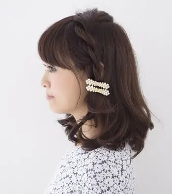 短发如何编侧耳的头发 短发编发造型方法