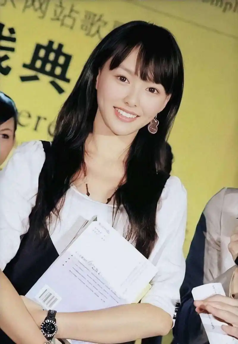 唐嫣#早期美照,原来糖糖一直都是这么甜啊,你们可吗?