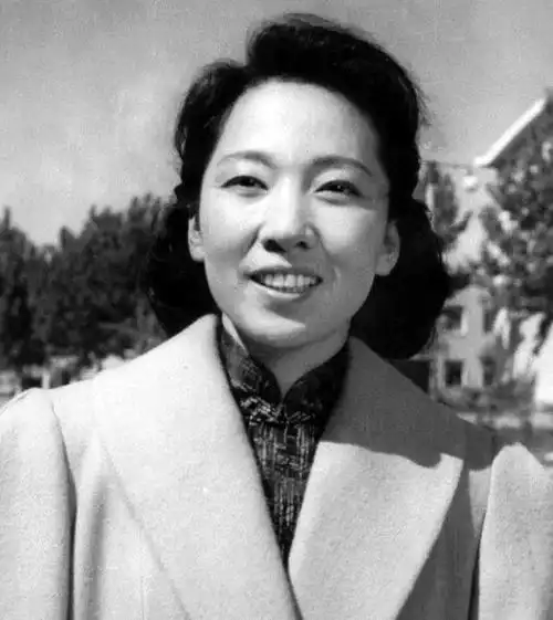 红极一时的"新中国人民演员"现状,多位悄然离世,仅6人健在