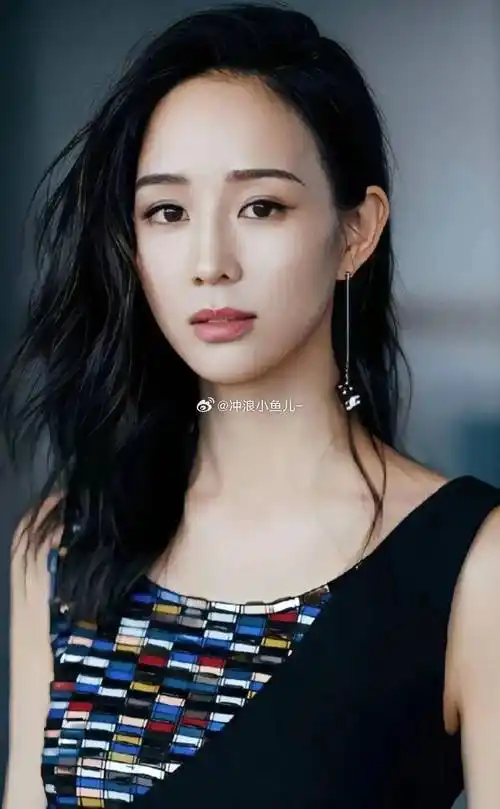 揭秘张钧甯的隐藏身份:不只是演员,还是法学硕士!