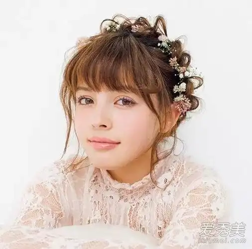 夏天发型怎么扎好看 diy3款的清凉束发让你仙又美