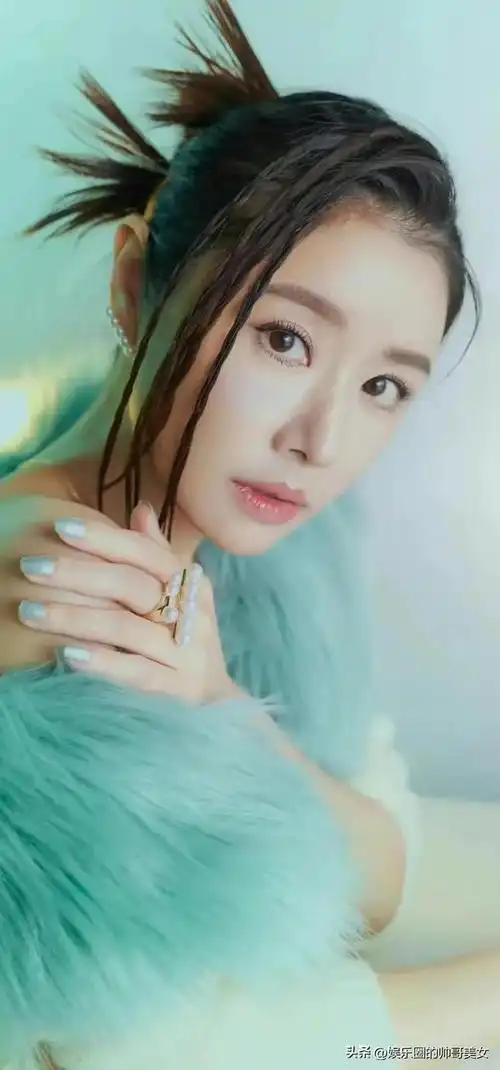 林心如的12幅美图,每帧照片都是珍藏版