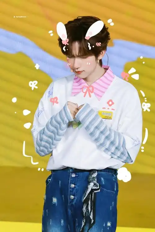 兔兔超可爱    ·  ·@时代少年团-贺峻霖  ·#冰红茶直播