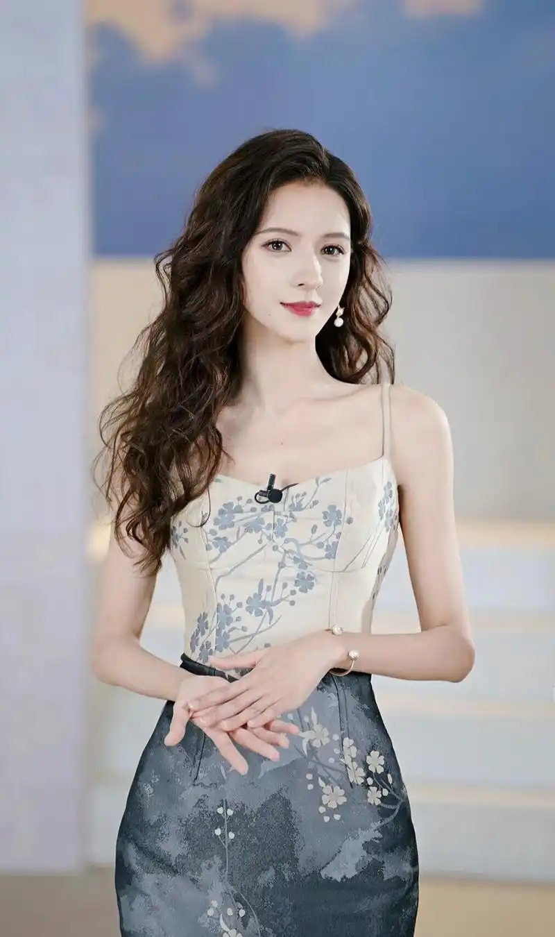 "最美阿狸"张予曦,淡然优雅的气质,像极了混血儿