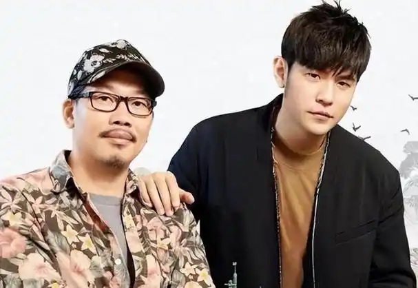 周杰伦的"拒不回应",撕开了"两面三刀"明星的遮羞布