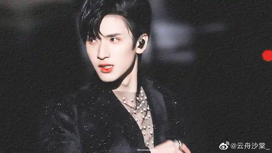 严浩翔 - 堆糖,美图壁纸兴趣社区