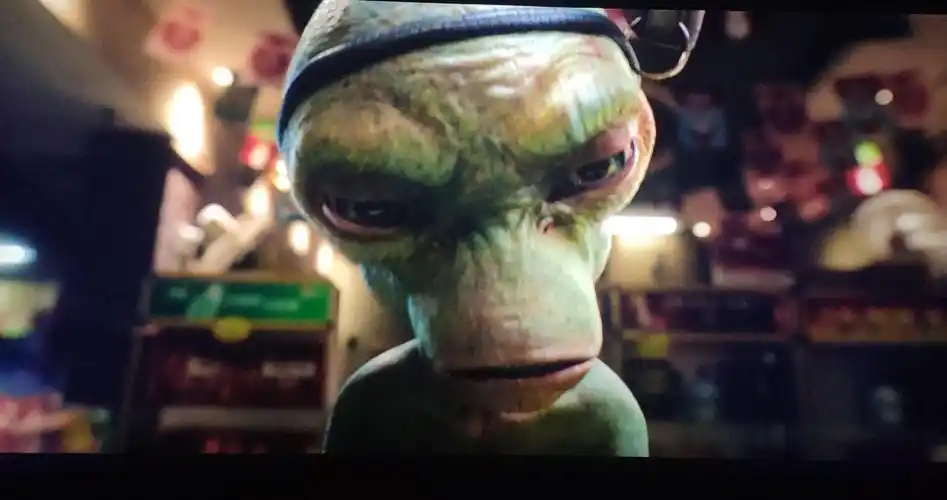 看《疯狂的外星人》,谈中国人的泡酒禁忌__凤凰网