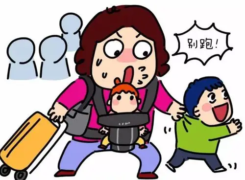 29岁妈妈全职在家带俩娃,却被指责"白吃白喝":万千悲剧的缩影