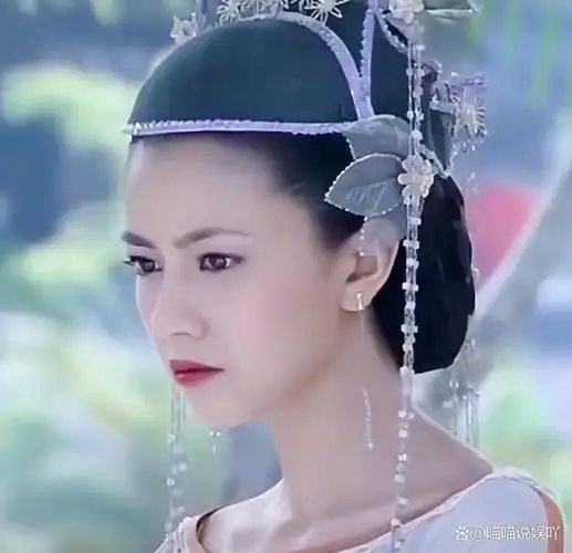 神医侠侣高圆圆扮相美炸了