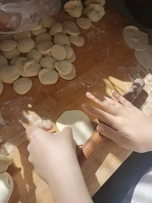 破五啦,我学会包饺子啦!