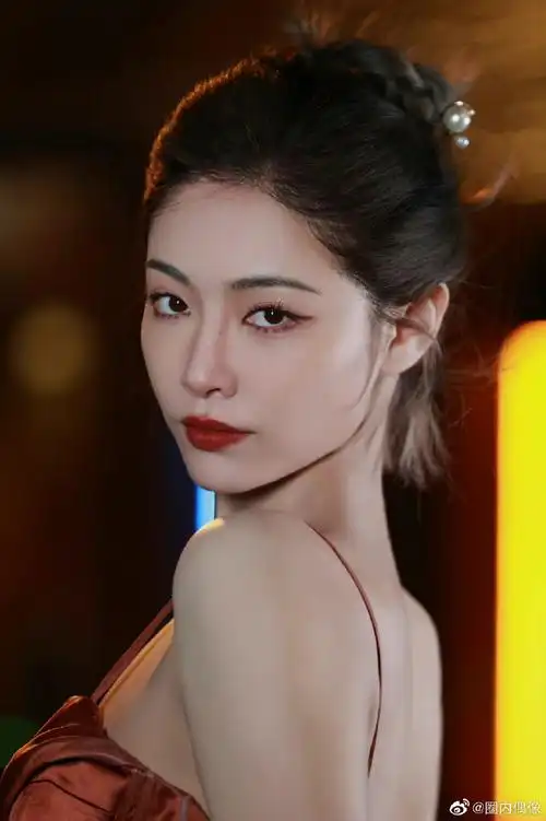 许佳琪微博音乐盛典造型