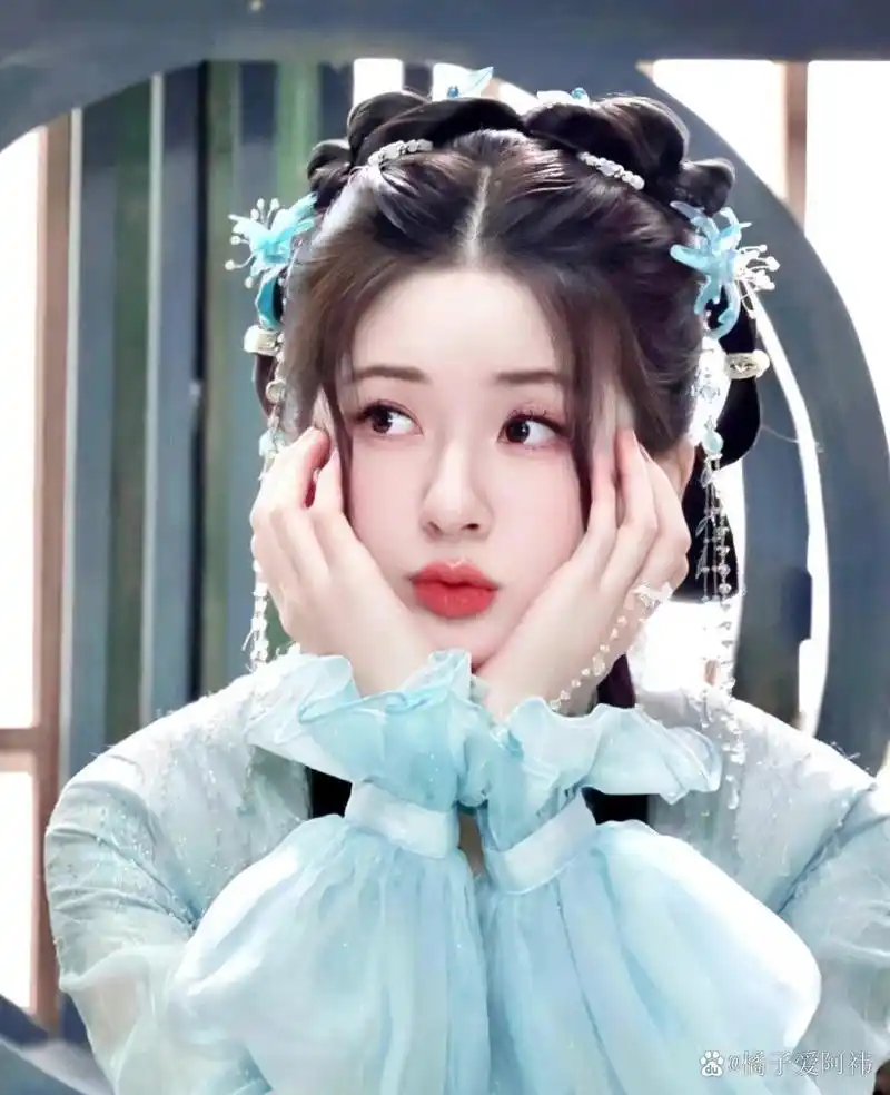 鞠婧祎and赵露思#星驾到