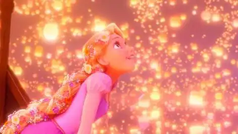 这一刻的长发公主,简直不要太美了啊《魔发奇缘》