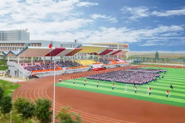 学校简介 - 石家庄精英中学_石家庄精英中学邢台校区_石家庄最好中学