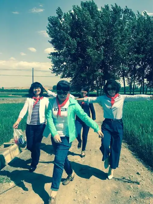 忘不了儿时的趣闻,那里承载着永恒的记忆,那里有着美好的回忆!